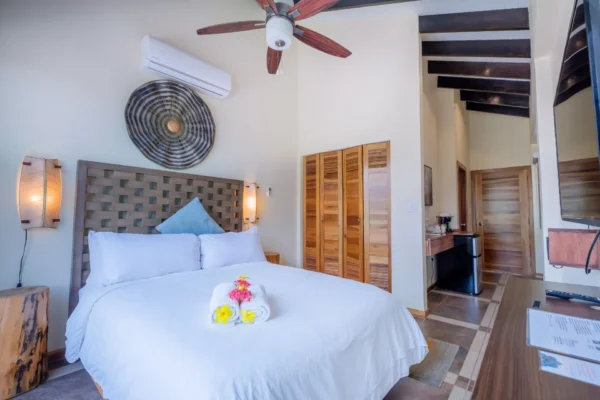 10C_bedroom_2-1920w 10C_bedroom_2-1920w